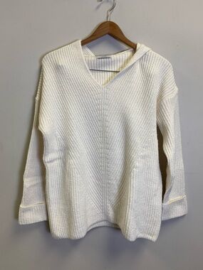 Old Navy Cream V-Neck Hooded Knit Sweater